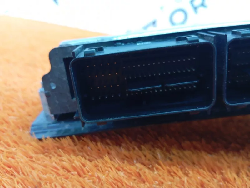 Блок управления двигателем