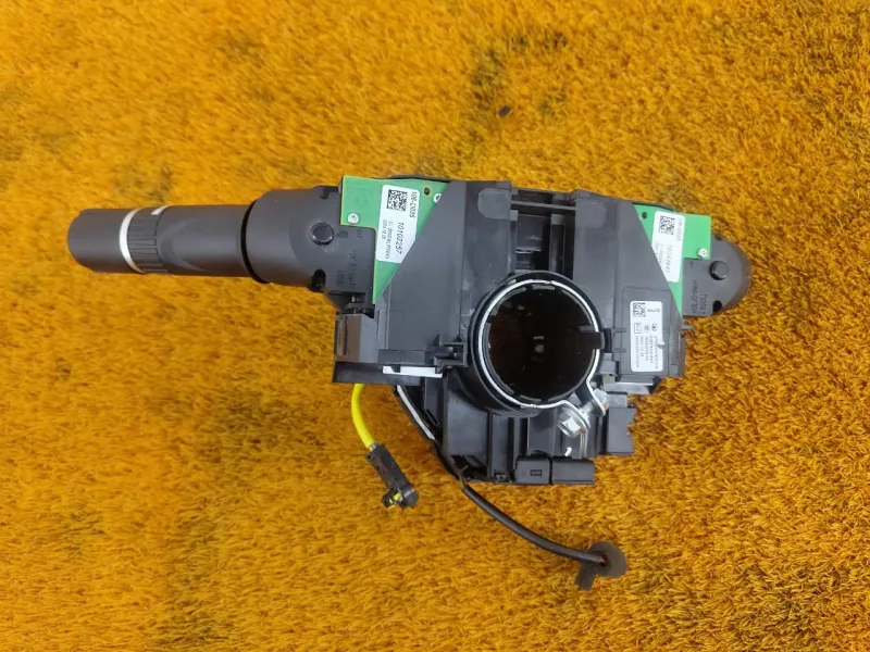 Подрулевой переключатель