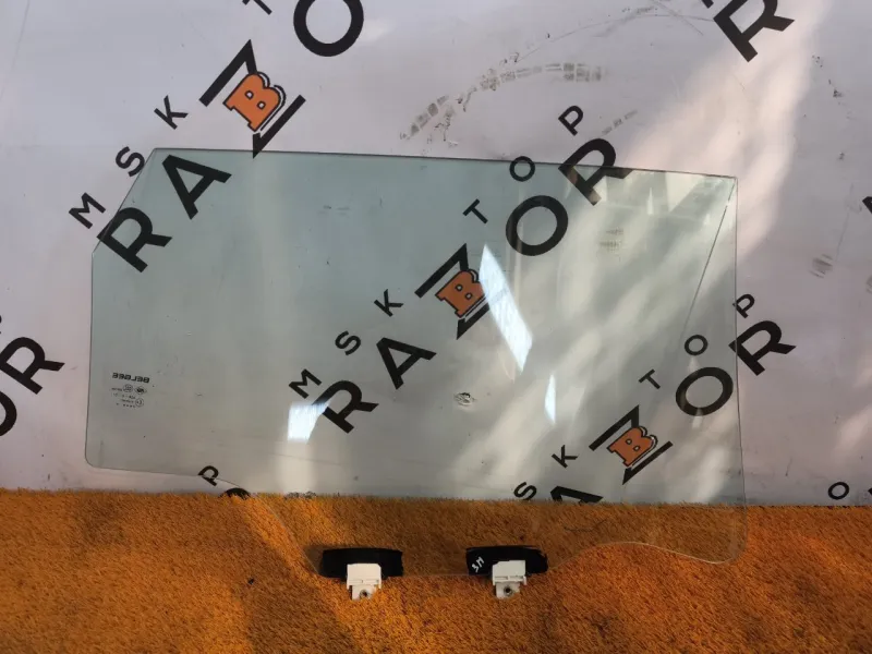 Стекло двери