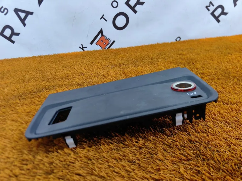 Накладка центральной консоли