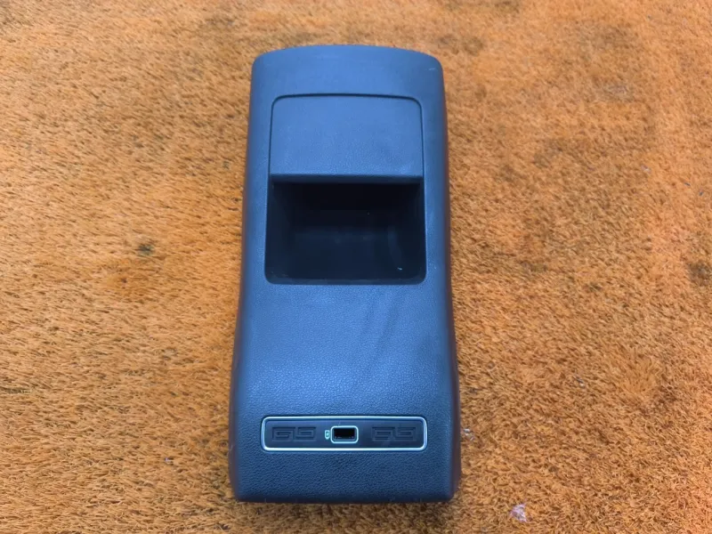 Накладка центральной консоли