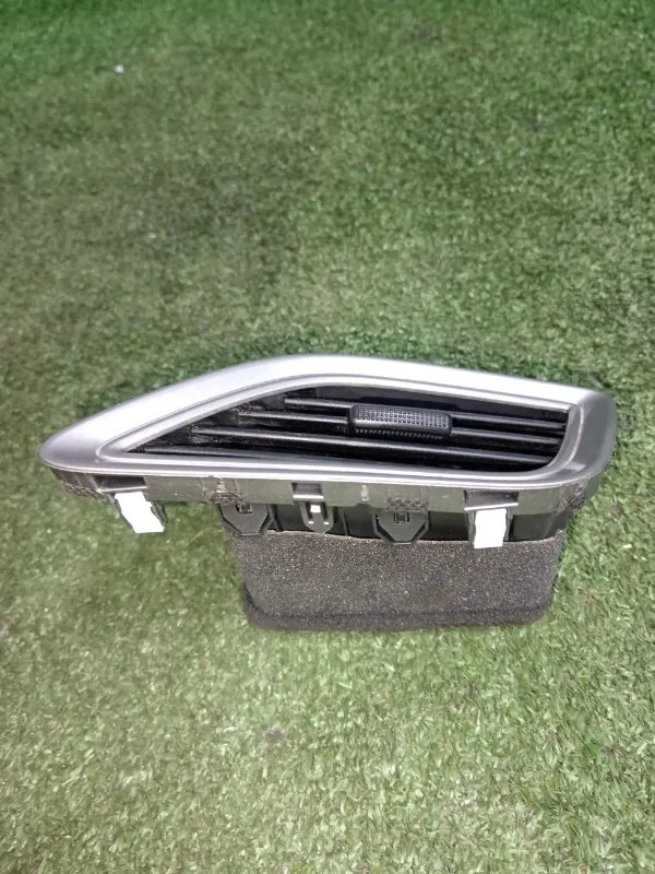 Решетка вентиляционная