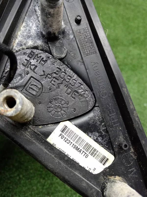 Зеркало боковое