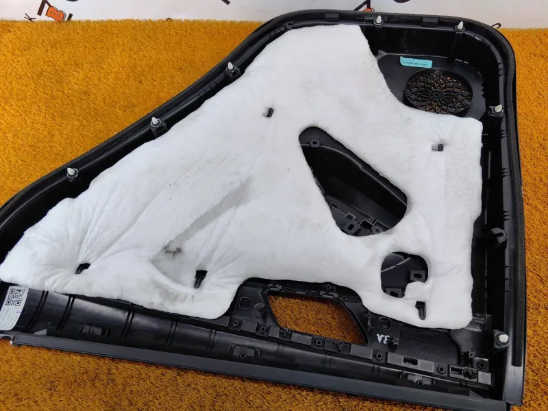 Обшивка двери