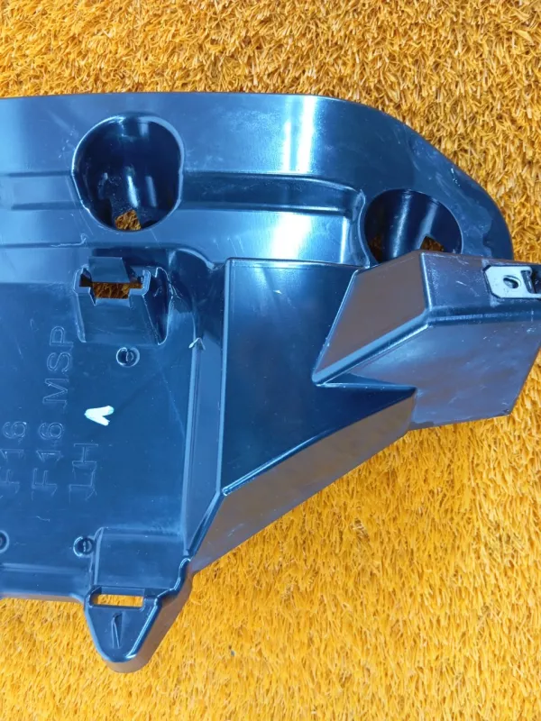 Крепление бампера