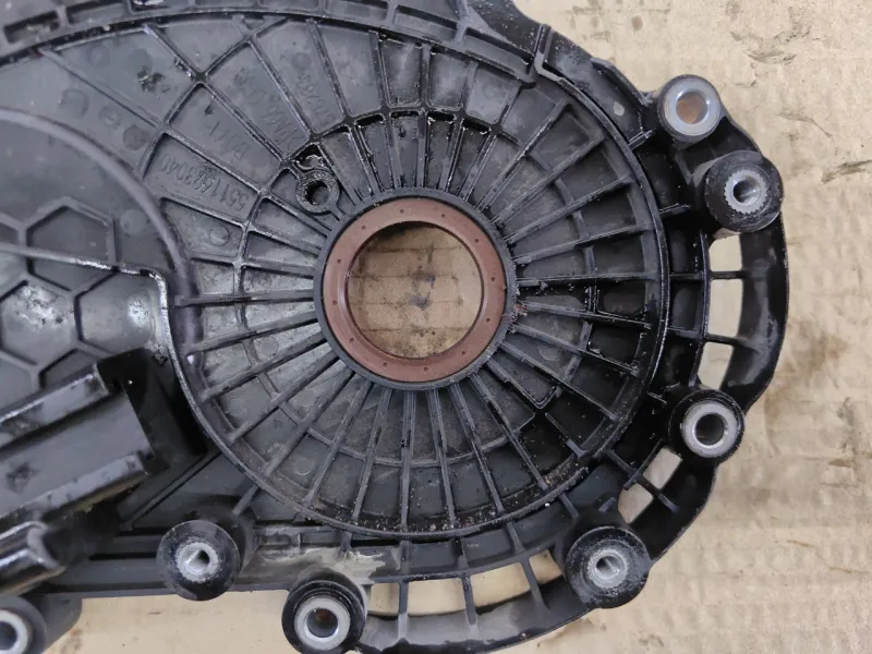 Крышка балансировочного вала