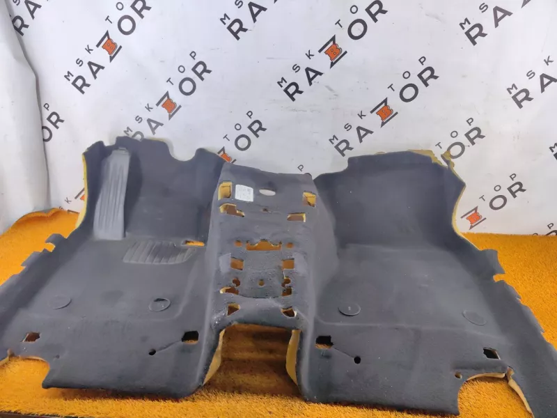 Ковер BMW 5-Series 2019 51477419805 G30 B47D20A, передний