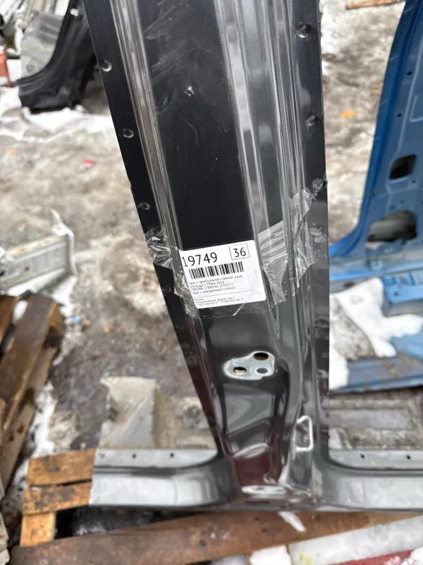 Порог с центральной стойкой