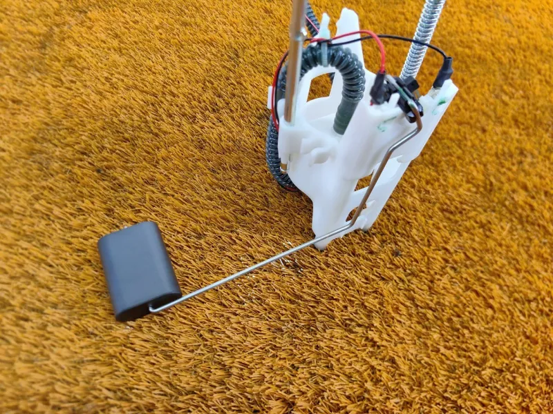 Датчик уровня топлива