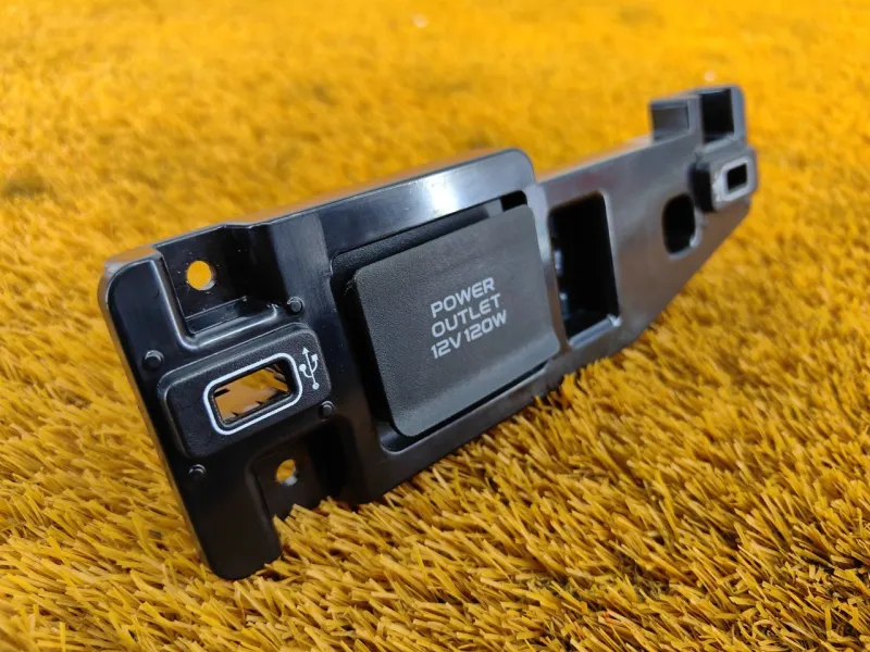 Накладка центральной консоли