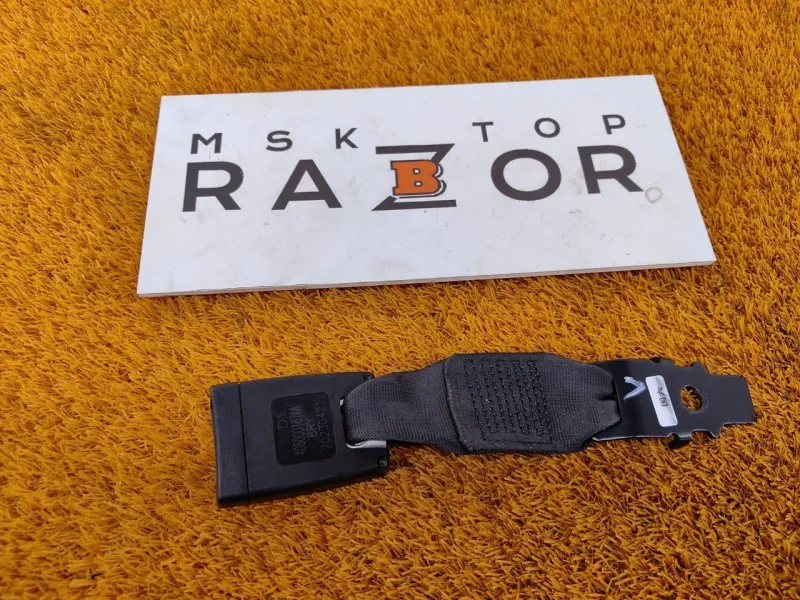 Ответная часть ремня безопасности