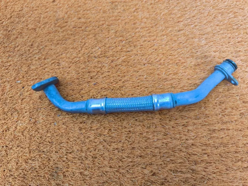 Трубка турбокомпрессора