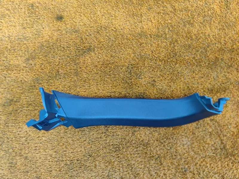 Накладка крышки багажника