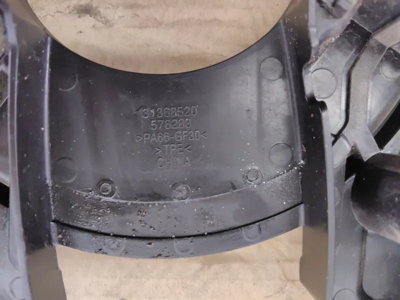 Крышка коленвала