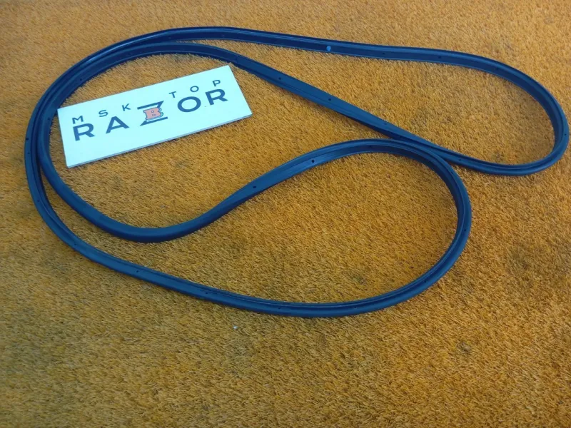 Уплотнитель двери