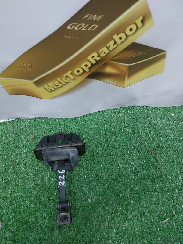 Ограничитель двери BMW X5 2006 51218402502 E53, передний левый