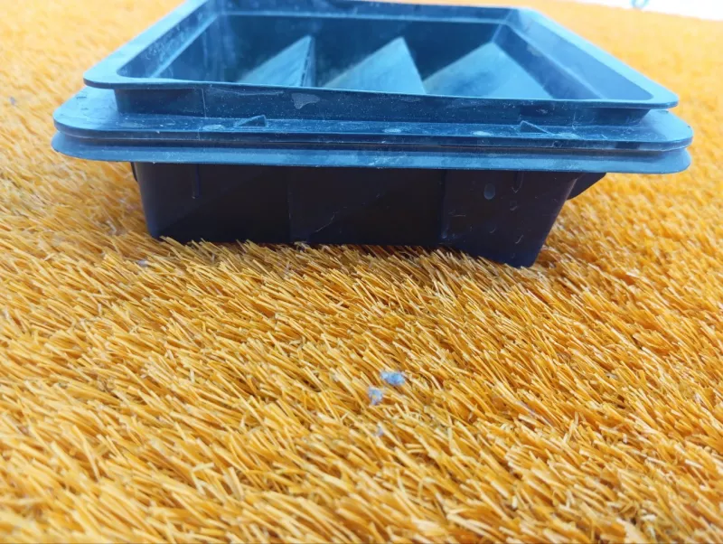 Решетка вентиляционная