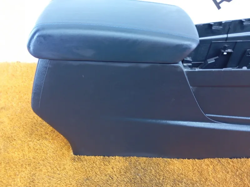 Консоль центральная