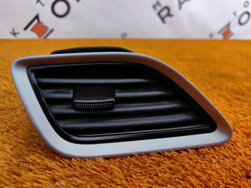 Решетка вентиляционная