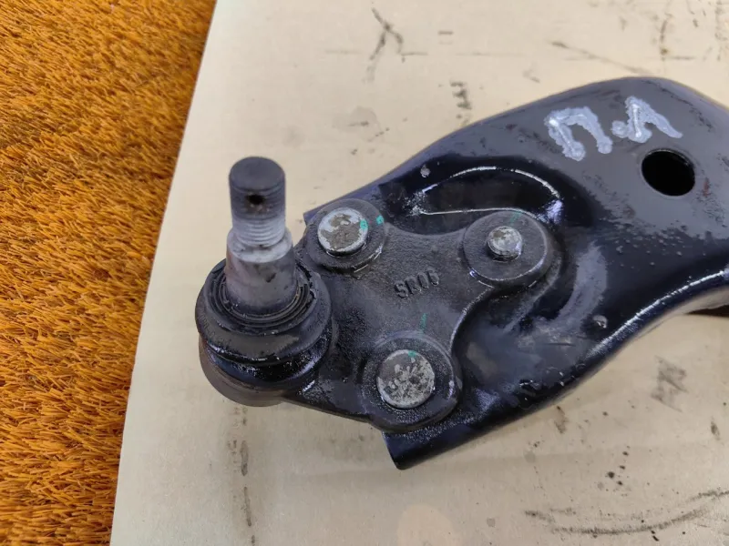 Рычаг подвески