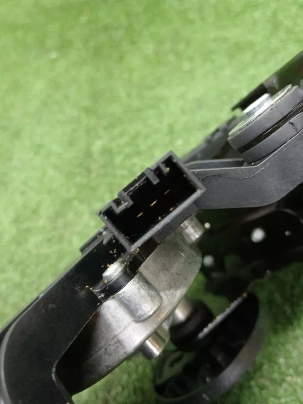 Моторчик стеклоочистителя