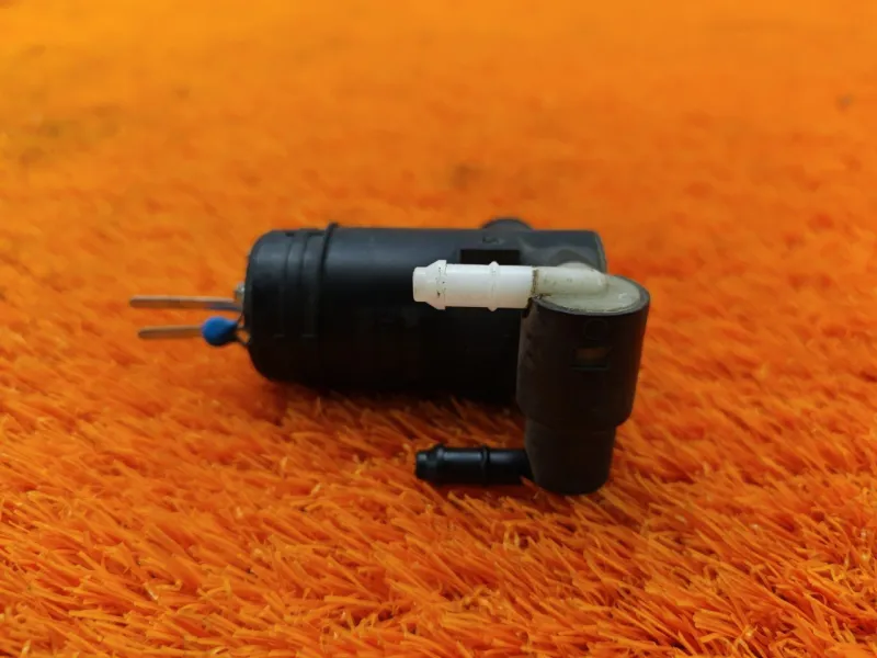 Насос стеклоомывателя