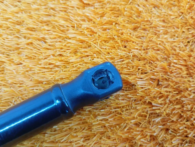 Амортизатор крышки багажника