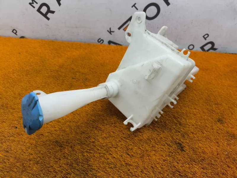 Бачок омывателя