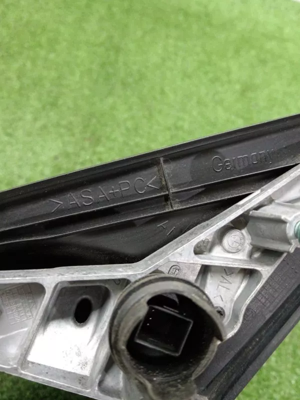 Зеркало боковое