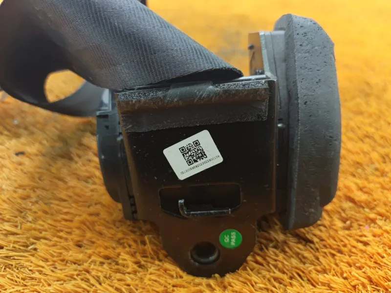 Ремень безопасности