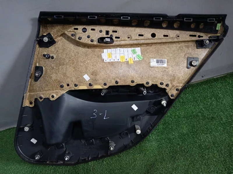 Обшивка двери