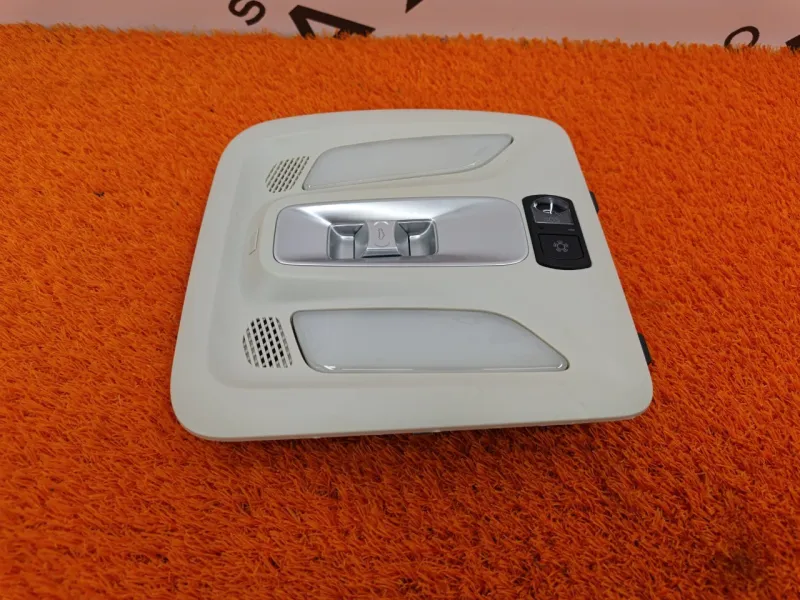 Плафон салона