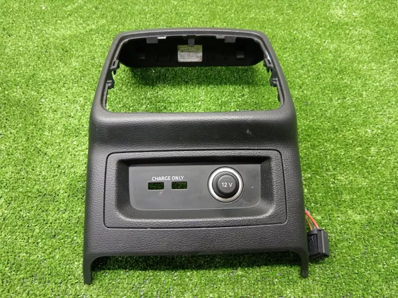 Накладка консоли