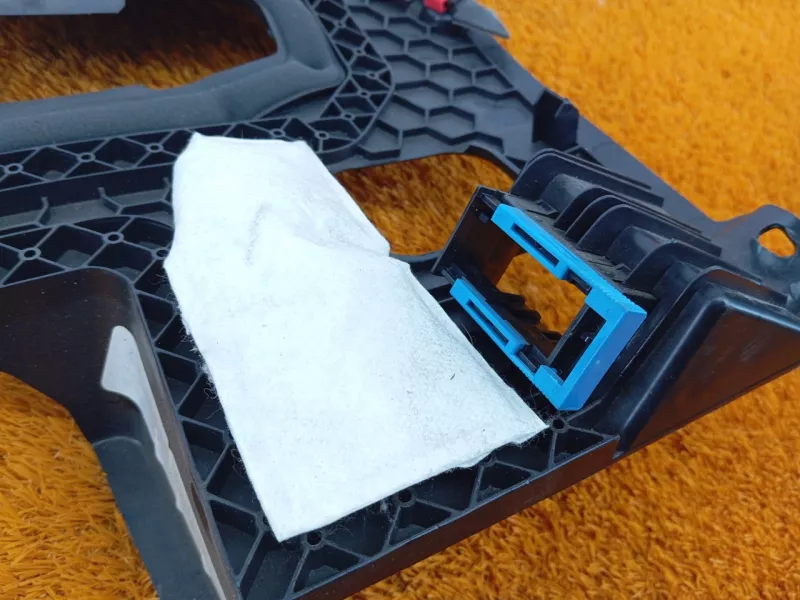 Облицовка пространства для ног