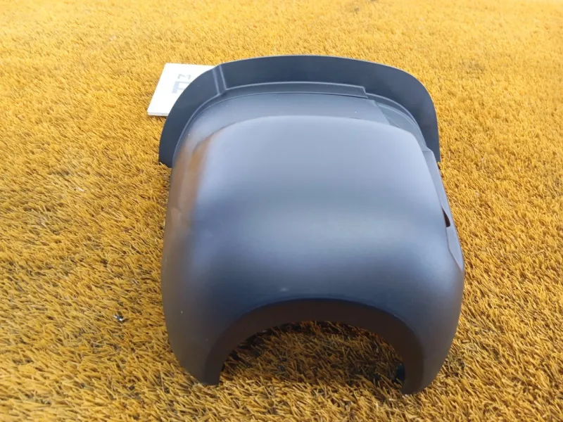 Кожух рулевой колонки