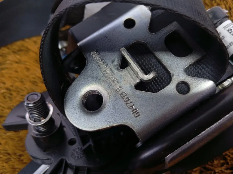 Ремень безопасности