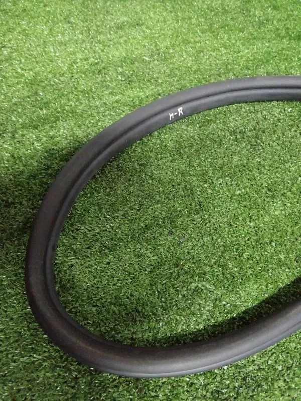 Уплотнитель проема двери