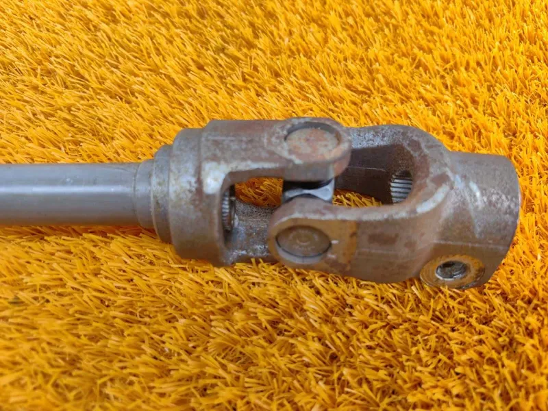 Рулевой карданчик