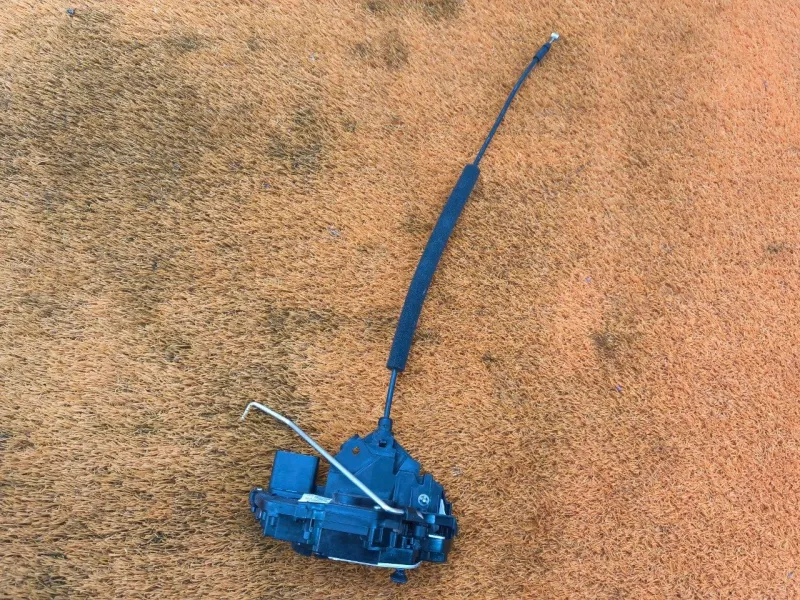 Замок двери