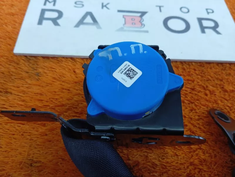 Ремень безопасности