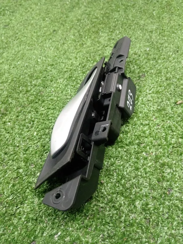 Ручка двери внутренняя