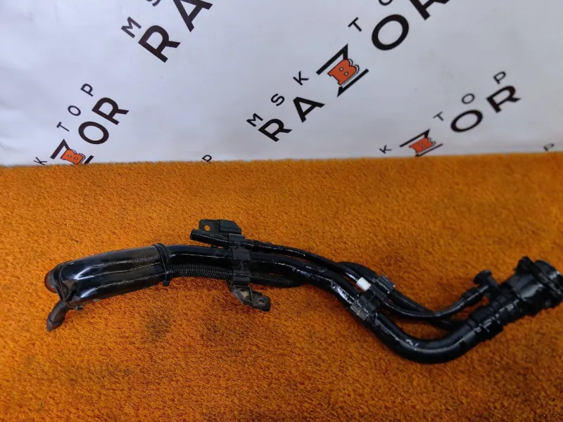 Горловина топливного бака