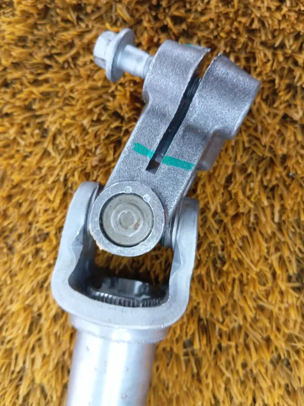 Рулевой карданчик