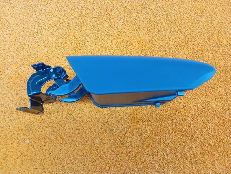 Подлокотник