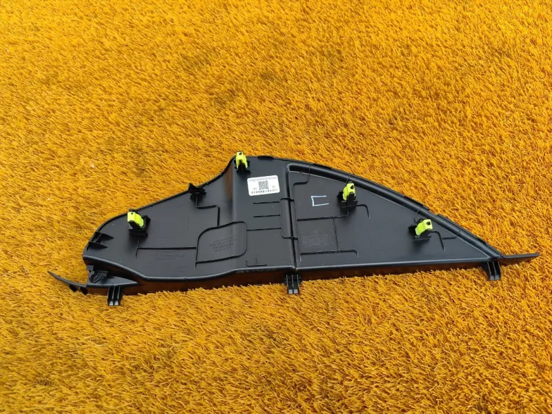 Накладка на торпедо