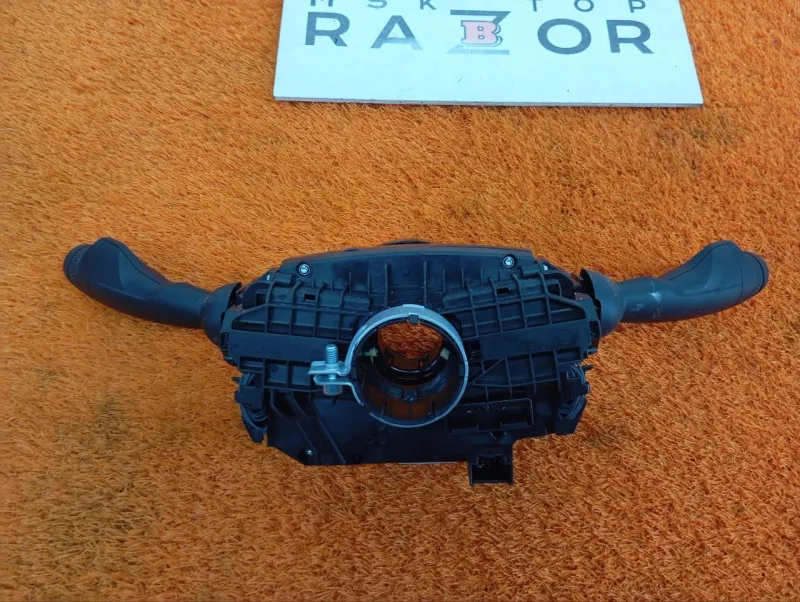 Подрулевой переключатель