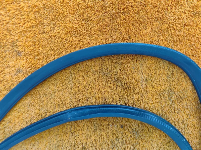 Уплотнитель проема двери