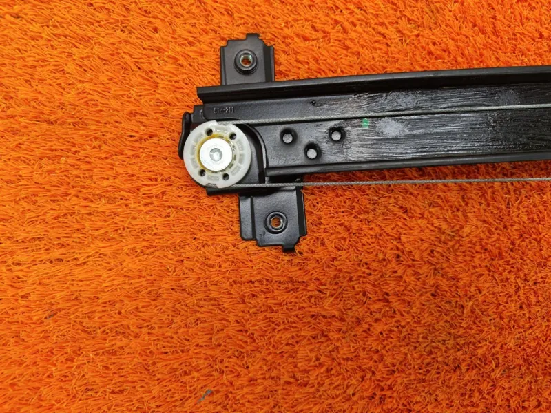 Стеклоподъемник