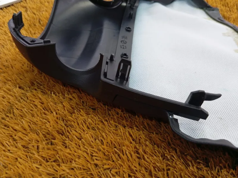 Кожух рулевой колонки