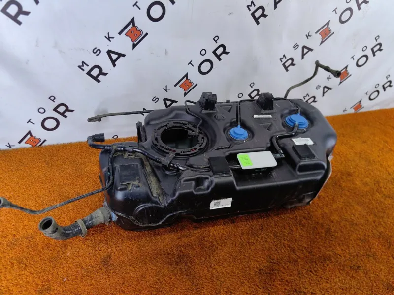 Бак топливный